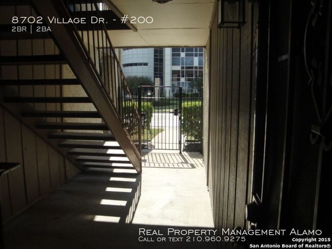 8702 Village Dr-Unit -#200 in San Antonio, TX - Building Photo - Building Photo