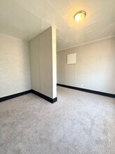 1336 S 30th Ave in Omaha, NE - Building Photo - Building Photo