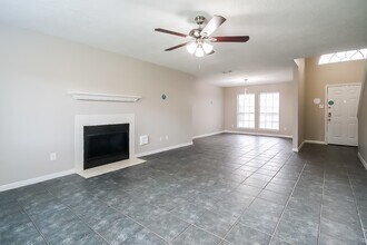 28710 Sedgefield St in Spring, TX - Building Photo - Building Photo