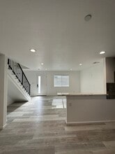 204 S Rose Ave, Unit A in Compton, CA - Building Photo - Building Photo