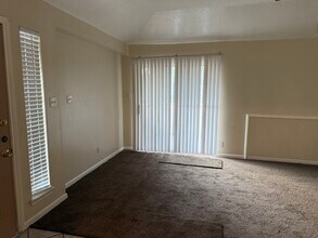 11503 Nobility Dr, Unit C in Stafford, TX - Foto de edificio - Building Photo