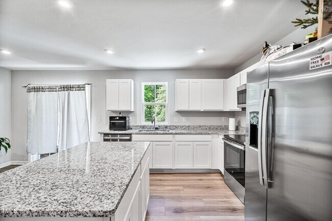6684 Gibraltar Rock Dr in Raleigh, NC - Building Photo - Building Photo