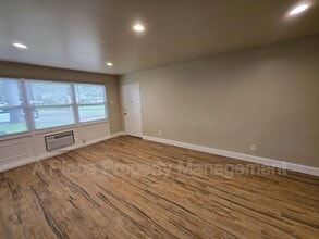 8444 Engler Ave in St. Louis, MO - Building Photo - Building Photo