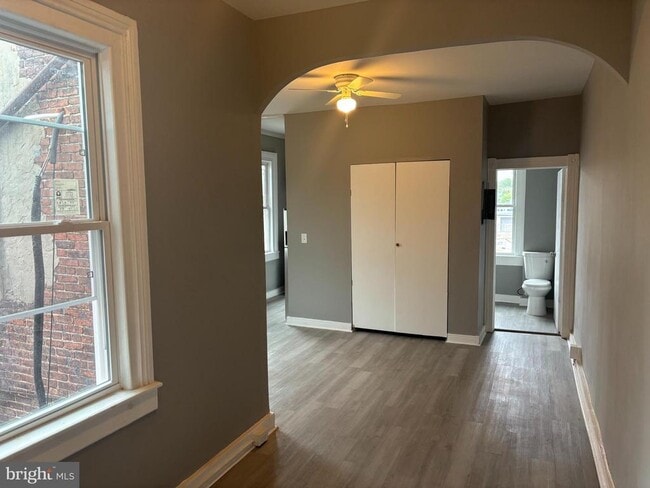 property at 2124 Maryland Ave