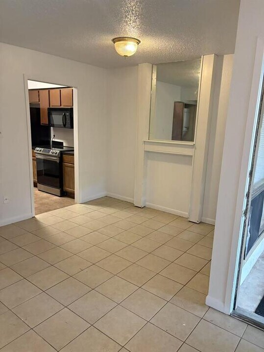 1705 Crossing Pl in Austin, TX - Building Photo