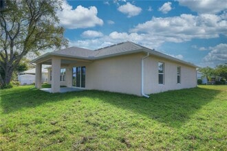 674 Stevenson Ave in Sebastian, FL - Building Photo - Building Photo