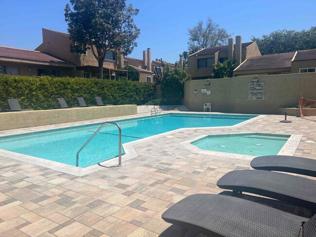 4791 Carmonita Ln, Unit 720 in Yorba Linda, CA - Building Photo - Building Photo