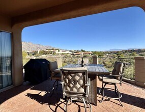 5926 N Campo Abierto in Tucson, AZ - Building Photo - Building Photo