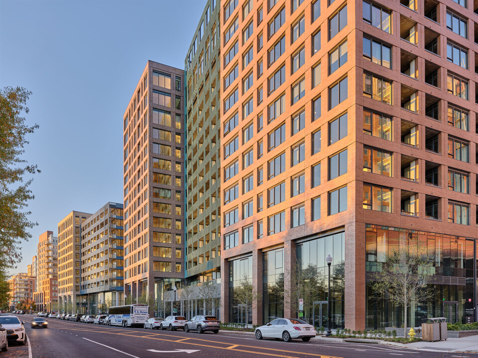 Hazel National Landing in Arlington, VA - Building Photo