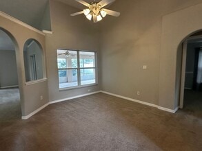 2998 W Beaumont Ln in Eustis, FL - Building Photo - Building Photo