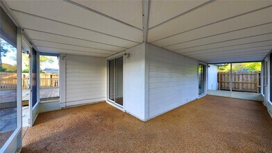 3816 Pebble Ct in Palm Harbor, FL - Building Photo - Building Photo