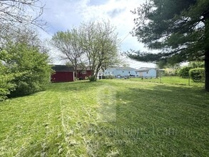 3047 Baker Hill Rd in Columbus, OH - Building Photo - Building Photo