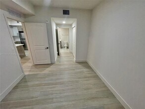 18412 Homestead Ave-Unit -641 in Miami, FL - Building Photo - Building Photo