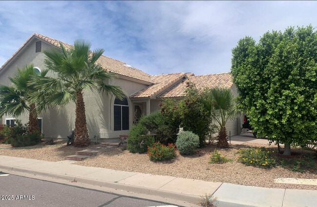 property at 1323 W Glenmere Dr