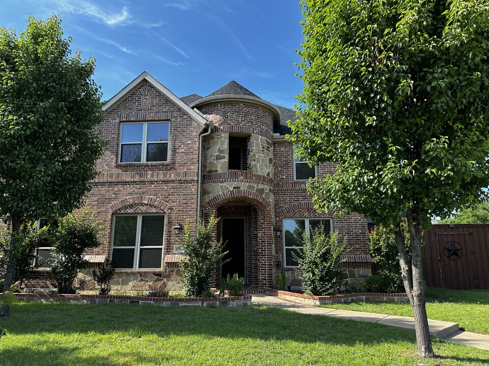 13172 Deep River Dr in Frisco, TX - Building Photo