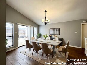 6607 Honey Hill in San Antonio, TX - Building Photo - Building Photo