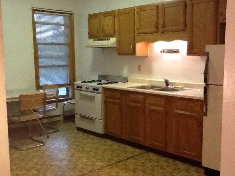 205 S 3rd Ave in Mechanicville, NY - Building Photo