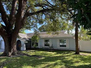 12715 Montana Woods Ln in Orlando, FL - Building Photo - Building Photo