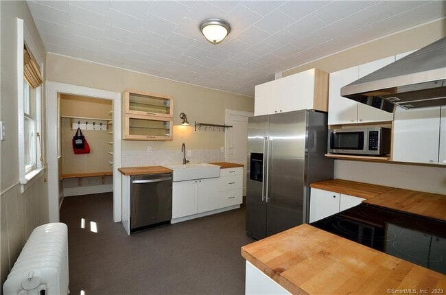 27 Argyle Ave in West Hartford, CT - Building Photo - Building Photo