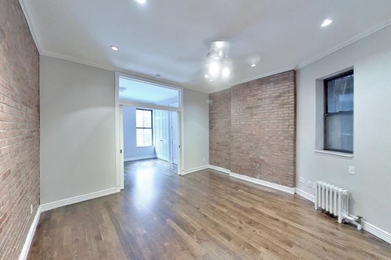 724 Tenth Avenue in New York, NY - Building Photo