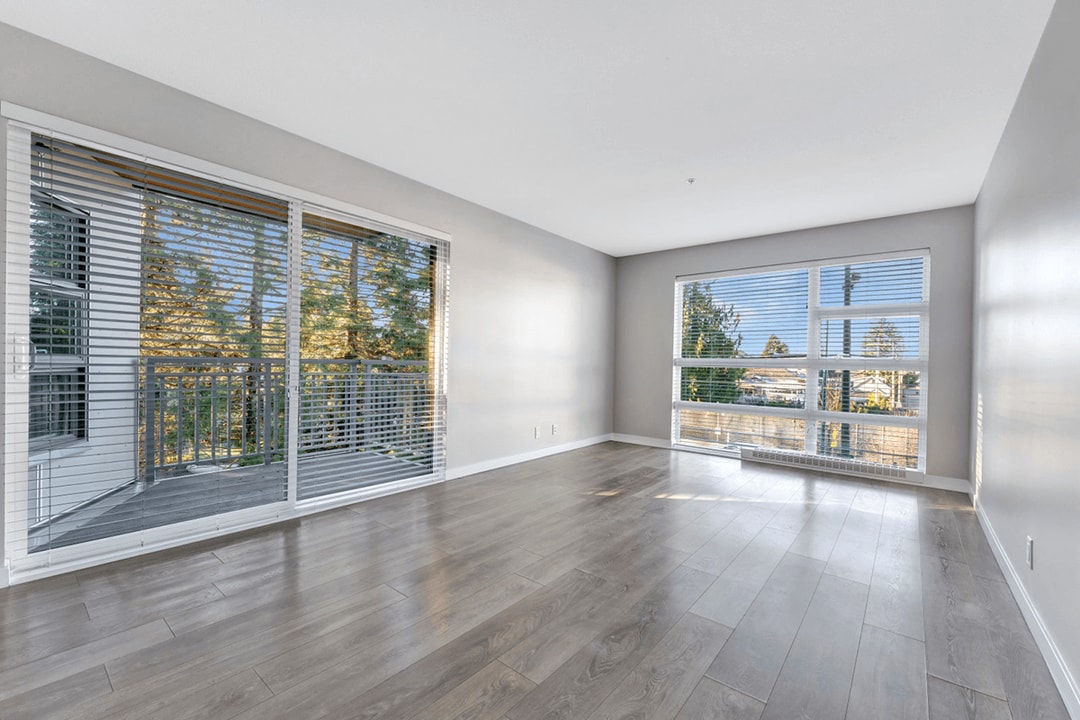 4320 Slocan St in Vancouver, BC - Building Photo