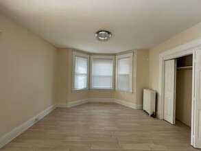 6 Fales St in Hartford, CT - Building Photo - Building Photo