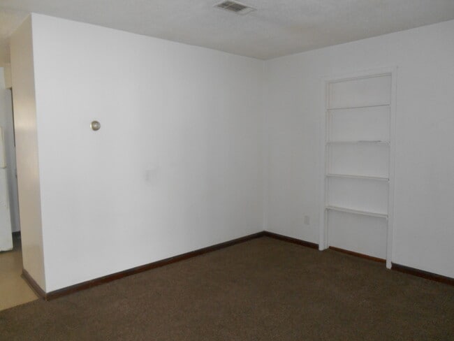 1401 Yoist St in Alexandria, LA - Building Photo - Building Photo