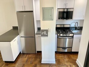 EAST 35 STREET in New York, NY - Building Photo - Building Photo