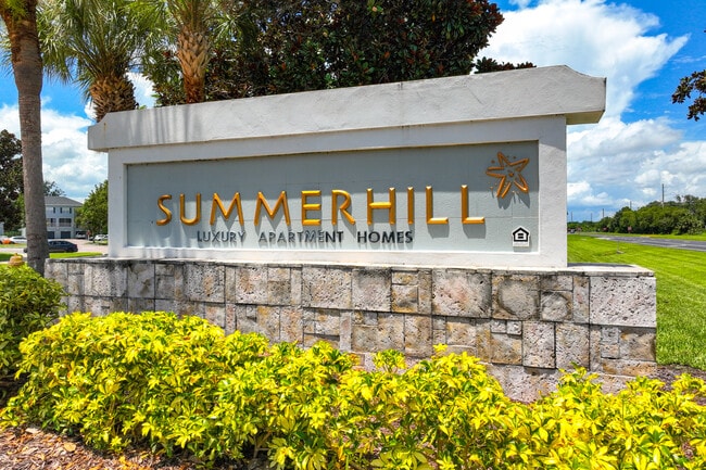Summerhill Apartments in Titusville, FL - Foto de edificio - Building Photo