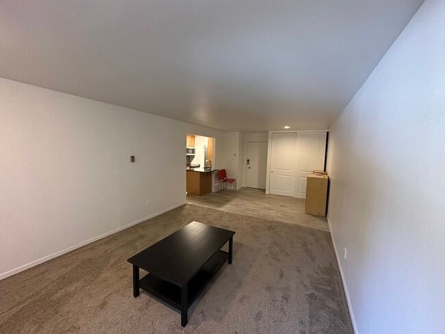 2227 Canyon Blvd, Unit 254 in Boulder, CO - Foto de edificio - Building Photo