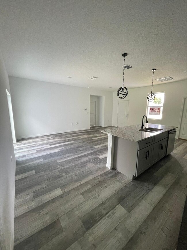 915 Alsace St in Altoona, WI - Building Photo - Building Photo