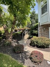 8 Green Ct in Middletown, NY - Building Photo - Building Photo