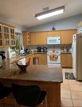 2802 SW 142nd Ct in Miami, FL - Foto de edificio - Building Photo