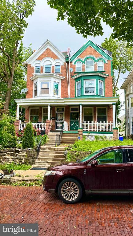 property at 5213 McKean Ave
