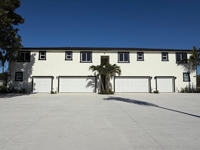 property at 1112 White Pine Dr