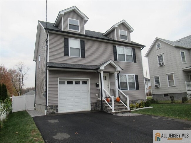 property at 132 E Prospect St