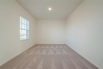 5811 Capri Frst Dr in Katy, TX - Building Photo - Building Photo