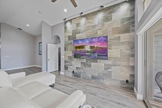 3689 Miramontes Cir in Wellington, FL - Building Photo - Building Photo