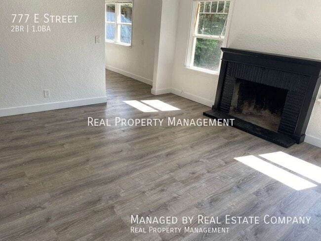 777 E St in Washougal, WA - Building Photo - Building Photo