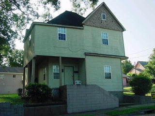 703 Monroe St in Vicksburg, MS - Foto de edificio