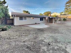 829 Calle Catalpa in Thousand Oaks, CA - Foto de edificio - Building Photo