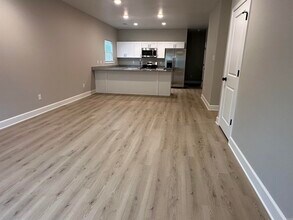 2215 Perry St in Little Rock, AR - Building Photo - Building Photo