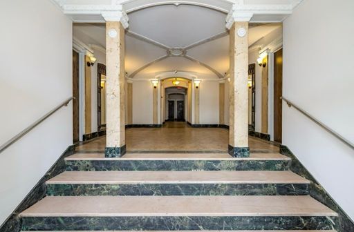 5616 Pershing Ave in St. Louis, MO - Building Photo - Building Photo