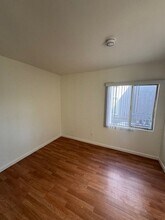 25 Bennett Ave, Unit 2 in Long Beach, CA - Building Photo - Building Photo