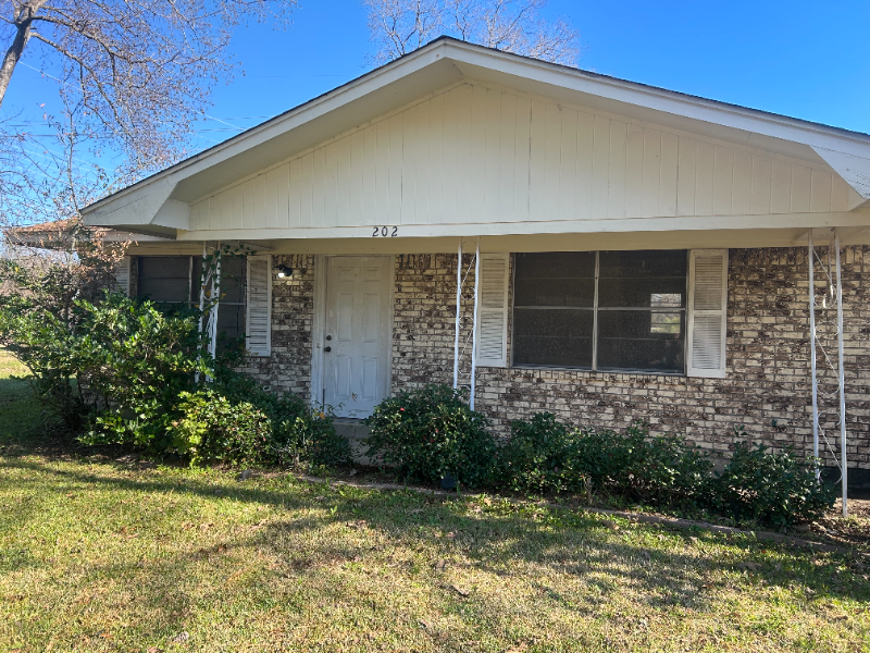 202 Holly Ridge Dr in Monroe, LA - Building Photo