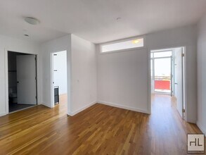 NOLL STREET / Bushwick 2-Bed 1-Bath in Brooklyn, NY - Foto de edificio - Building Photo