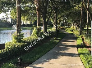 1439 Harbour Walk Rd in Tampa, FL - Building Photo - Building Photo