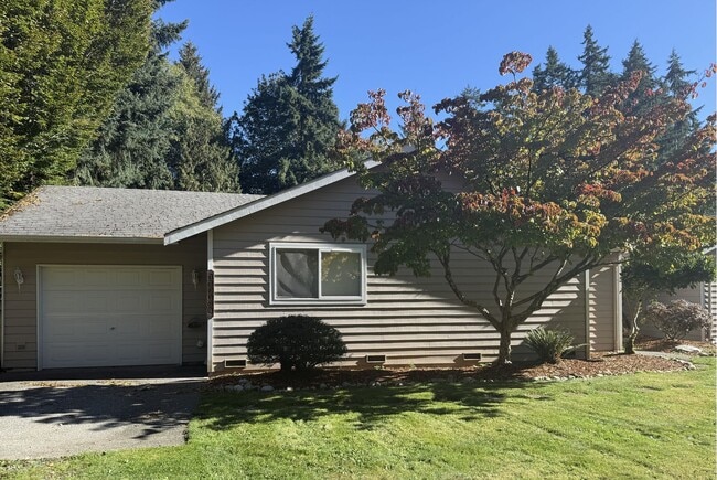 property at 16910 Westshore Rd