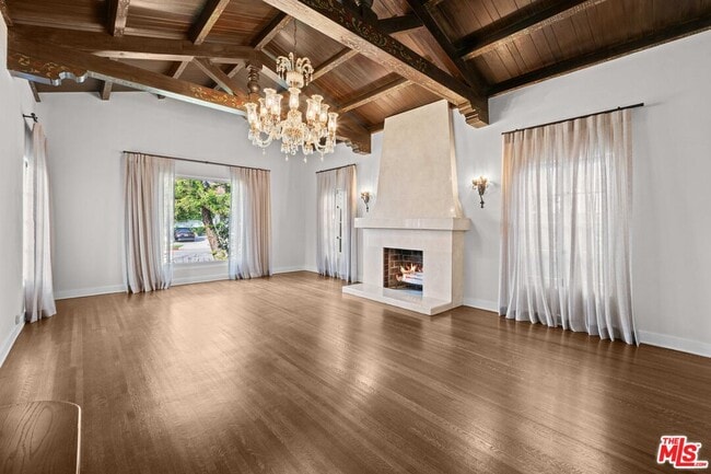 208 S Rodeo Dr in Beverly Hills, CA - Building Photo - Building Photo