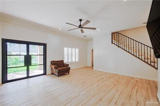 1801 S Erica St in Pharr, TX - Foto de edificio - Building Photo
